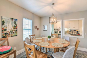 Walk to Beach Galveston Home with Grill Near Pier!